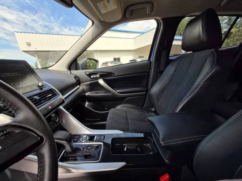 2023 Mitsubishi Eclipse Cross SE