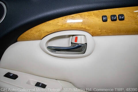 2004 Lexus SC 430