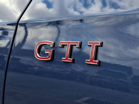 2026 Volkswagen Golf GTI SE