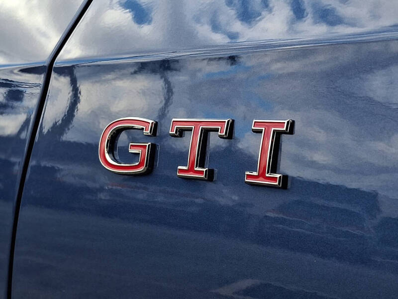 2026 Volkswagen Golf GTI SE