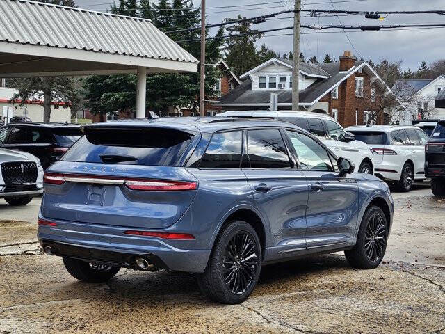 2026 Lincoln Corsair Premiere