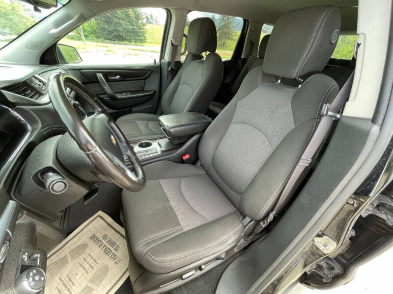 2017 Chevrolet Traverse LT