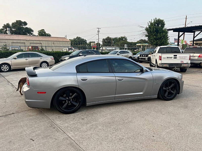 2013 Dodge Charger R/T Plus