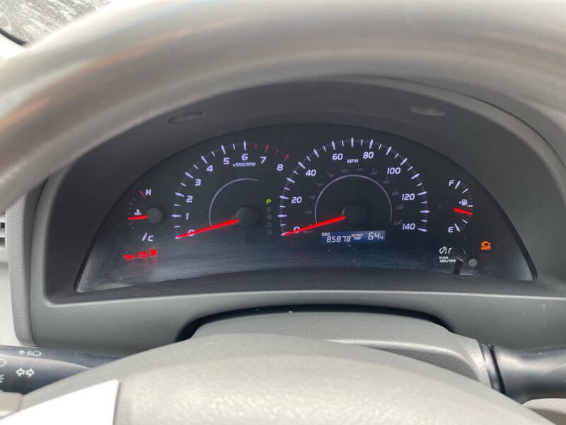 2010 Toyota Camry LE