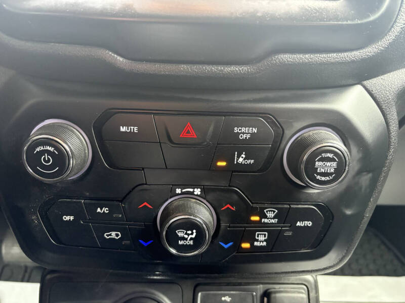 2023 Jeep Renegade Latitude