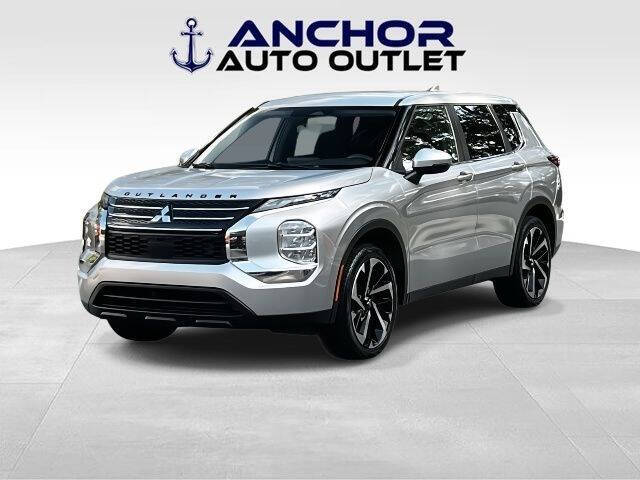2022 Mitsubishi Outlander ES