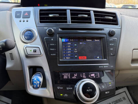 2012 Toyota Prius v Five