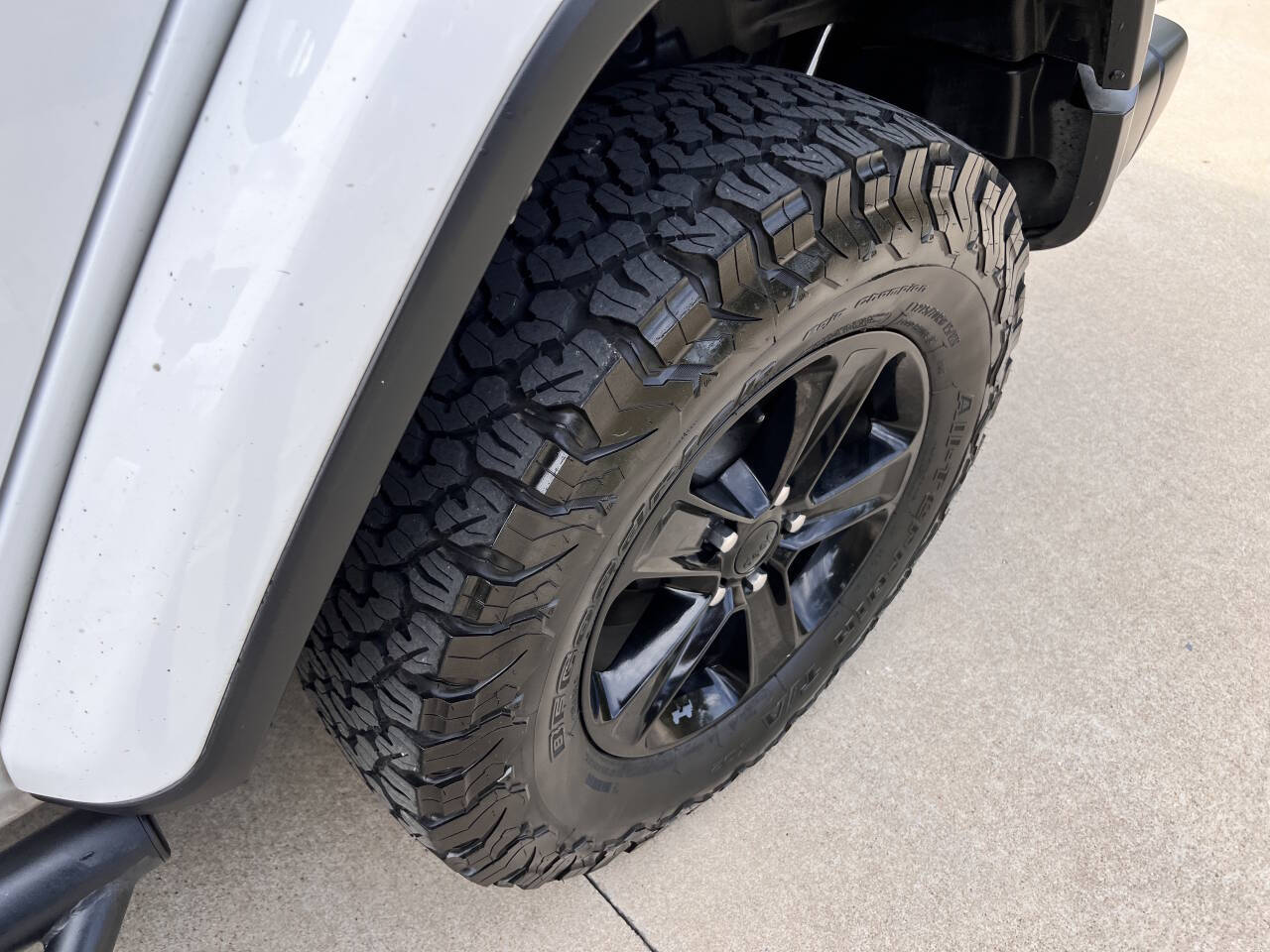 Used Car 2019 Jeep Wrangler Unlimited  Sahara Altitude 4x4 4dr Suv For Sale Under $30,000 In Austin, Texas