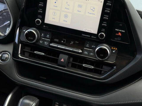 2022 Toyota Highlander XSE