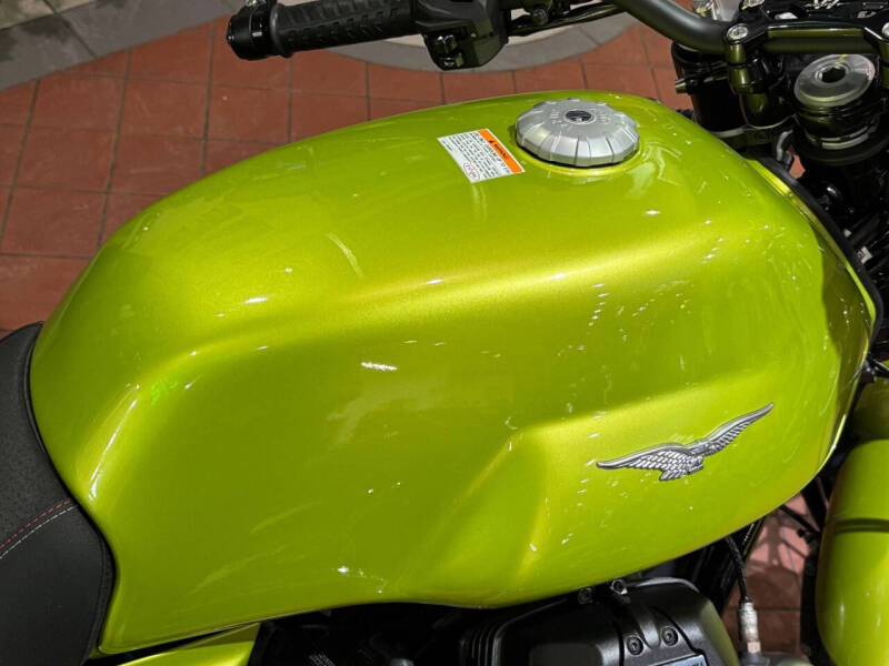 2026 Moto Guzzi V7 Sport