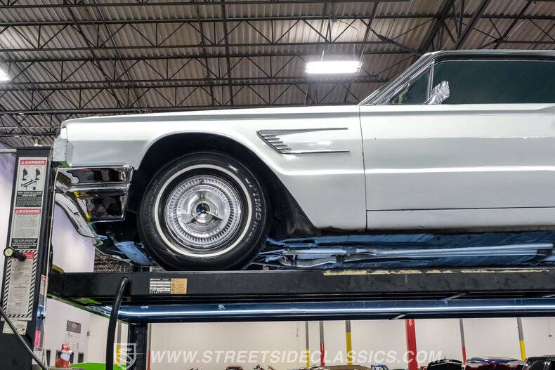 1965 Ford Thunderbird
