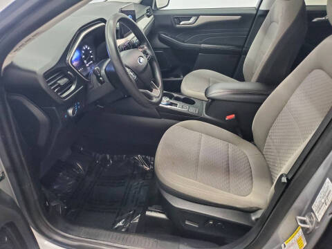 2021 Ford Escape Hybrid SE