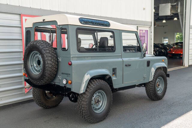 1995 Land Rover Defender 51