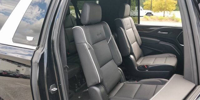 2024 Cadillac Escalade ESV Premium Luxury