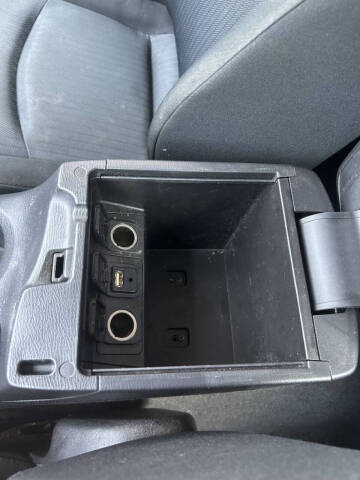 2014 Mazda MAZDA3 i Sport