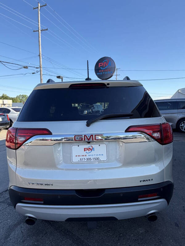 2017 GMC Acadia SLE-2