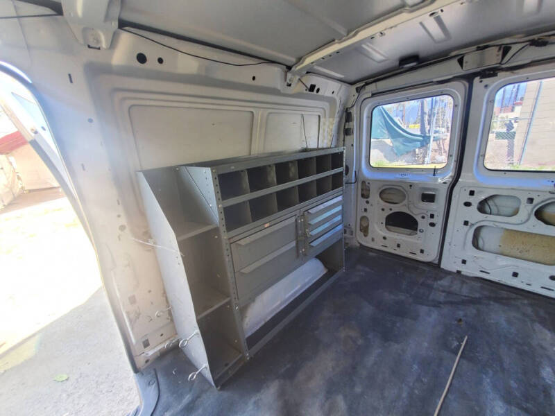 1999 Ford E-150