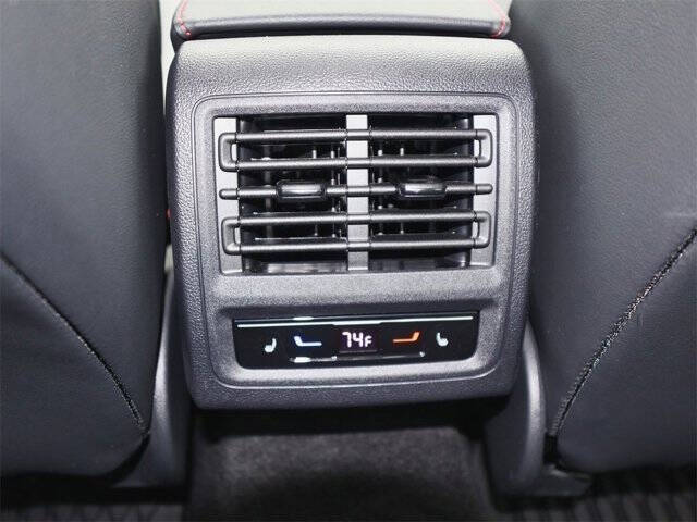 2026 Volkswagen Golf GTI Autobahn