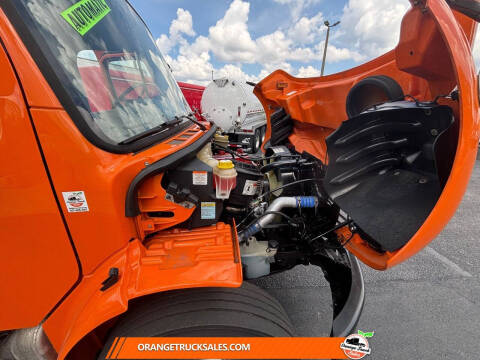 2019 Freightliner M2 106