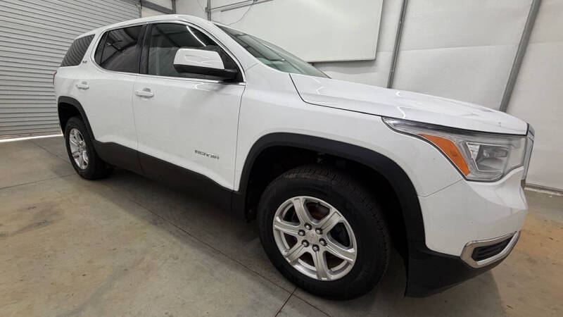 2017 GMC Acadia SLE-1
