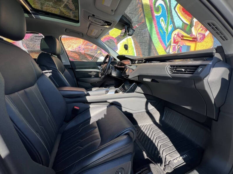 2021 Audi e-tron Sportback quattro Prestige