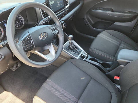 2020 Hyundai Venue SEL