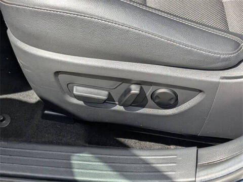 2024 Mazda CX-50 2.5 S Preferred