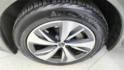 2024 Audi Q8 e-tron quattro Premium