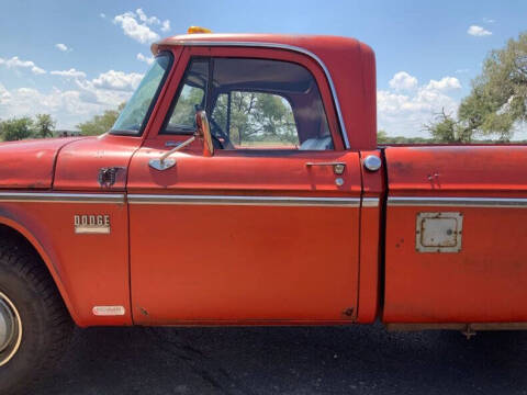 1969 Dodge D200 Pickup