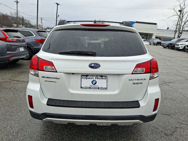2013 Subaru Outback 3.6R Limited