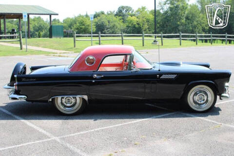 1956 Ford Thunderbird