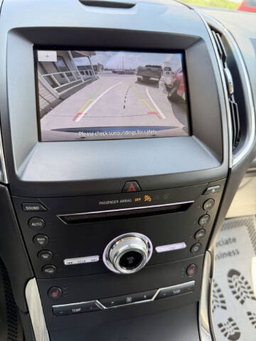 2019 Ford Edge Titanium