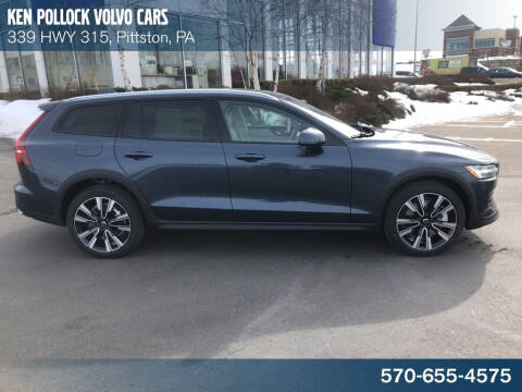 2021 Volvo V60 Cross Country