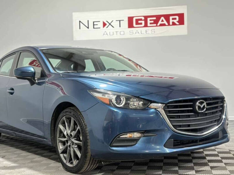 2018 Mazda MAZDA3 Touring