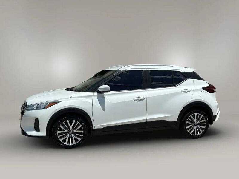 2022 Nissan Kicks SV