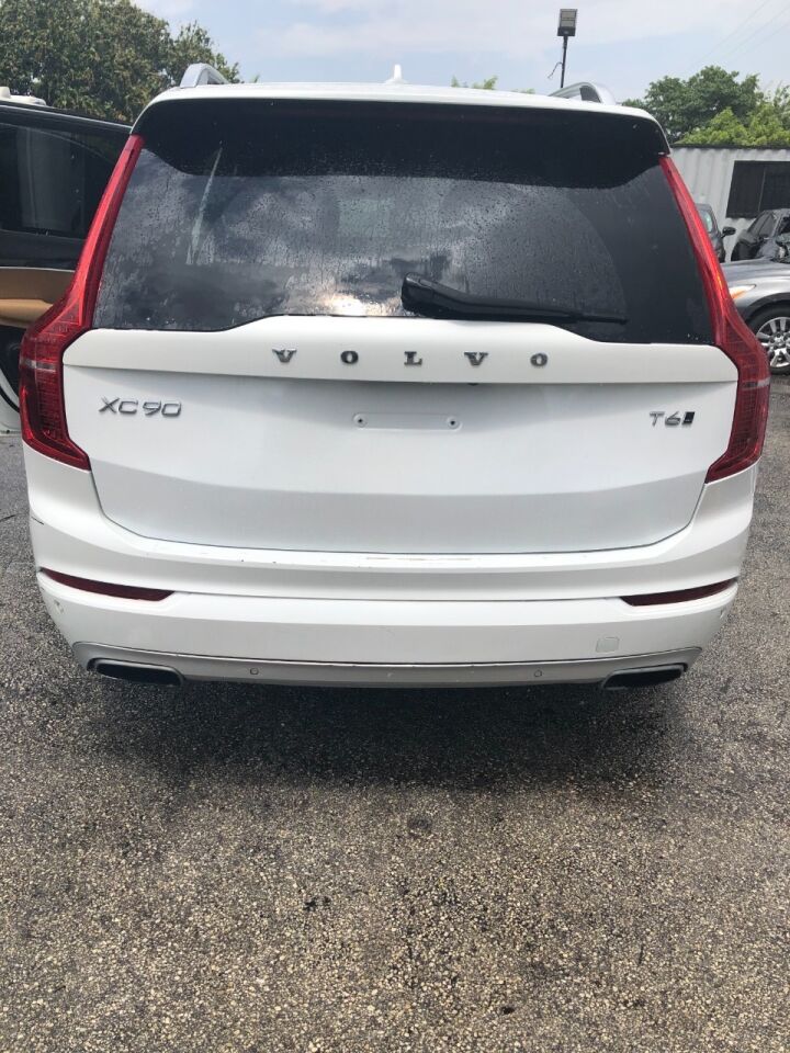 2018 VOLVO XC90 SUV / Crossover - $25,500