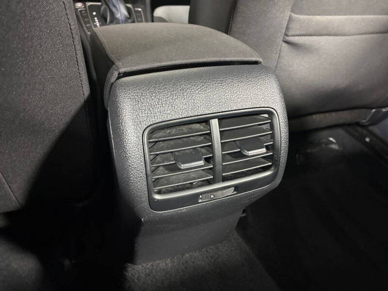 2016 Volkswagen e-Golf SE