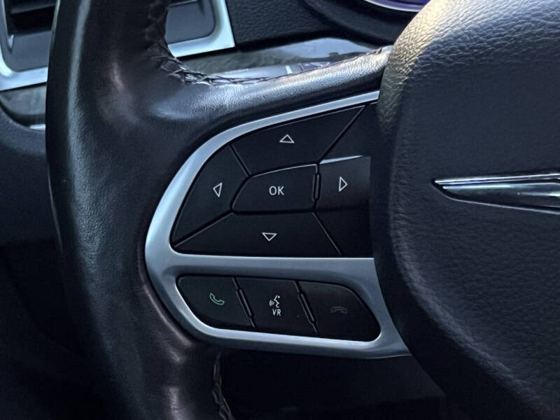 2019 Chrysler 300 Limited