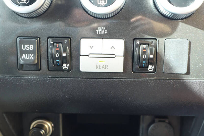 2014 Toyota Sequoia Platinum