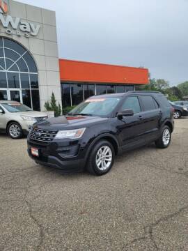 2017 Ford Explorer for sale at New Way Motors in Ferndale MI