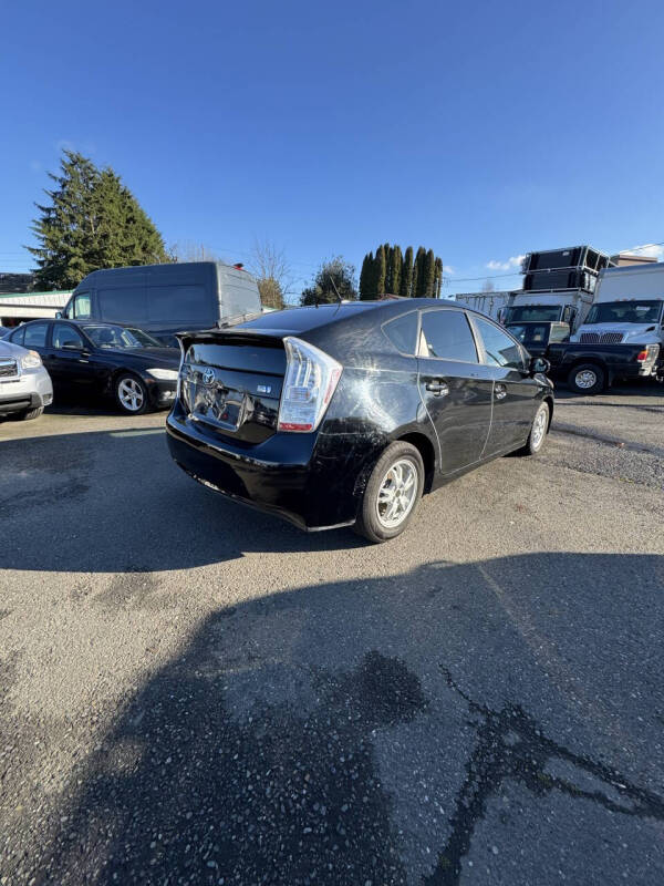 2011 Toyota Prius Two