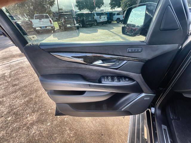 2019 Cadillac Escalade Platinum