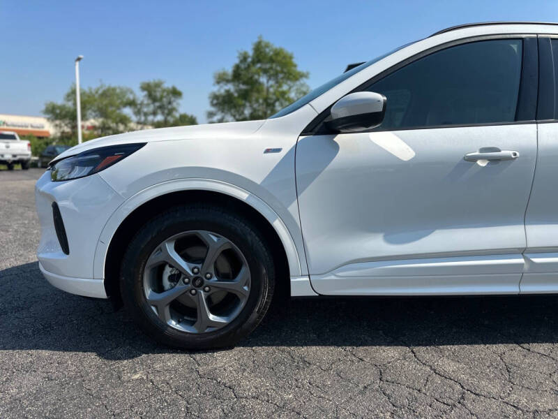 2023 Ford Escape ST-Line Select