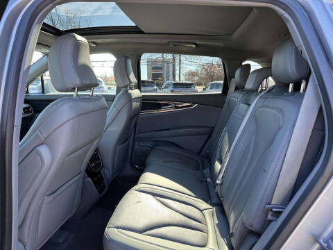 2022 Lincoln Nautilus Reserve