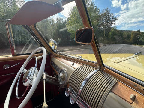 1948 Ford Super Deluxe