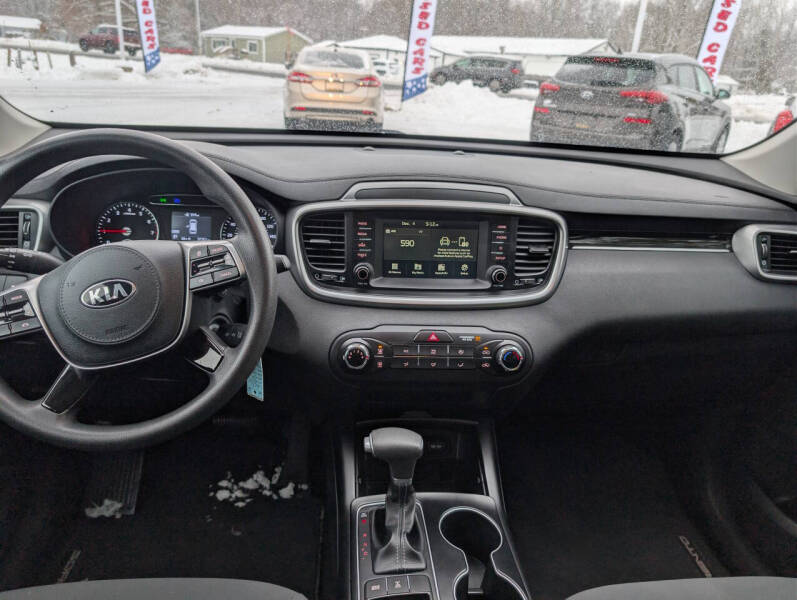 2020 Kia Sorento LX V6