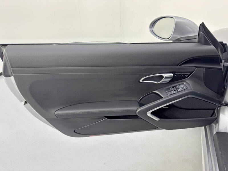 2018 Porsche 718 Cayman