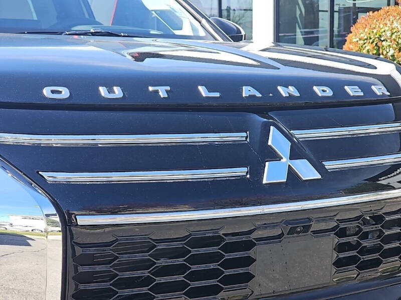 2025 Mitsubishi Outlander SEL Platinum Edition