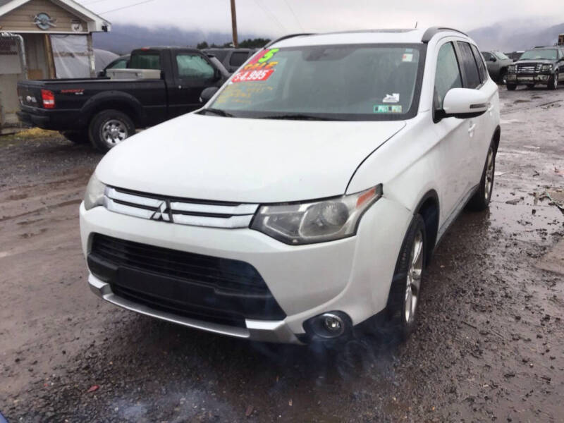 2015 Mitsubishi Outlander for sale at Troy's Auto Sales in Dornsife PA