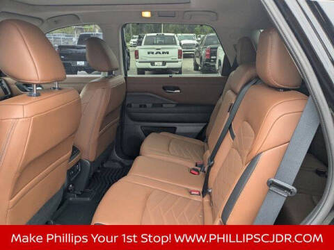 2024 Nissan Pathfinder Platinum